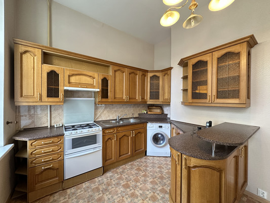 Продам двухкомнатную (2-комн.) квартиру, Маяковского ул, 1/96А, Санкт-Петербург г