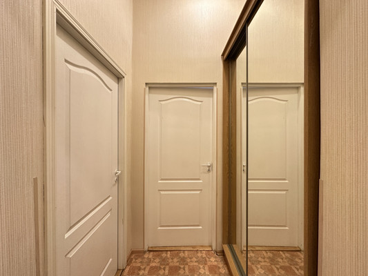 Продам двухкомнатную (2-комн.) квартиру, Маяковского ул, 1/96А, Санкт-Петербург г