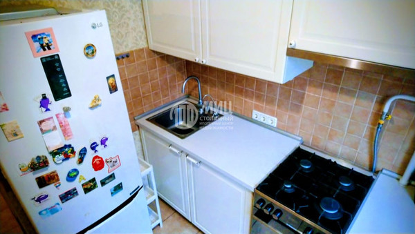 Продам трехкомнатную (3-комн.) квартиру, Дружбы ул, 8, Химки г