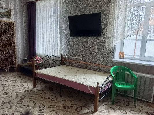 Продам двухкомнатную (2-комн.) квартиру, ОПХ Восход ул, 19, Лопарская ж/д_ст