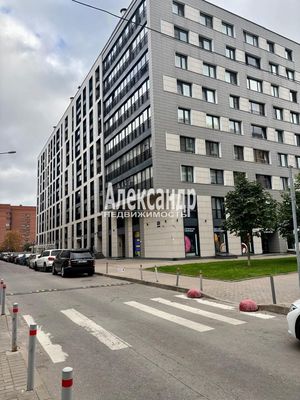Продам однокомнатную (1-комн.) квартиру, Кременчугская ул, 13к1, Санкт-Петербург г