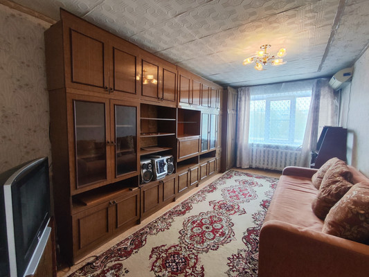 Продам двухкомнатную (2-комн.) квартиру, Соколовская ул, 1к2, Рязань г