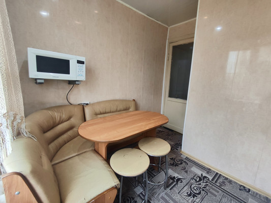 Продам двухкомнатную (2-комн.) квартиру, Соколовская ул, 1к2, Рязань г