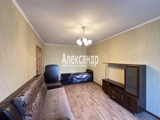 Продам однокомнатную (1-комн.) квартиру, Художников пр-кт, 15/1, Санкт-Петербург г