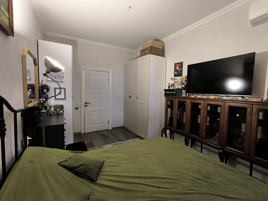 Продам трехкомнатную (3-комн.) квартиру, Севастопольская ул, 43кж, Симферополь г