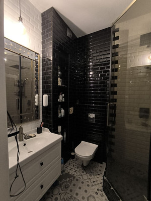 Продам трехкомнатную (3-комн.) квартиру, Севастопольская ул, 43кж, Симферополь г