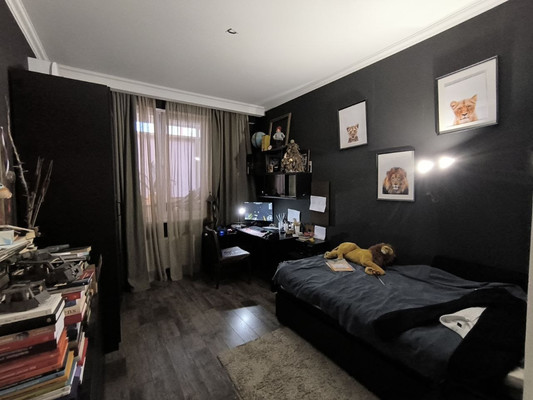 Продам трехкомнатную (3-комн.) квартиру, Севастопольская ул, 43кж, Симферополь г