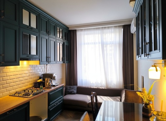 Продам трехкомнатную (3-комн.) квартиру, Севастопольская ул, 43кж, Симферополь г