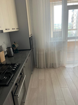 Продам однокомнатную (1-комн.) квартиру, Ковыльная ул, 96, Симферополь г