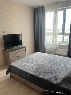 Продам однокомнатную (1-комн.) квартиру, Ковыльная ул, 96, Симферополь г