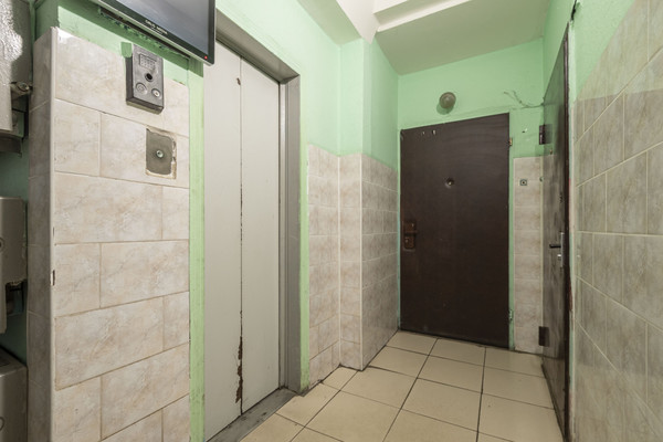 Продам трехкомнатную (3-комн.) квартиру, Подольская ул, 11, Москва г