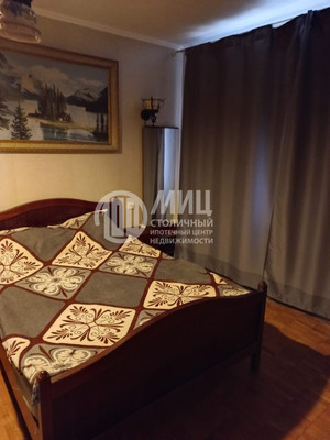 Продам двухкомнатную (2-комн.) квартиру, Плотников пер, 5, Москва г