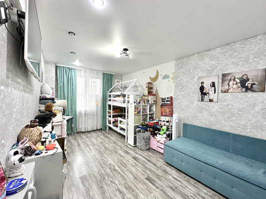 Продам однокомнатную (1-комн.) квартиру, Строителей ул, 123, Ханты-Мансийск г