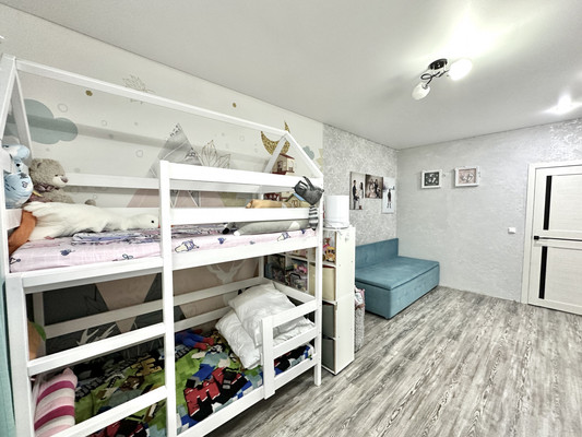 Продам однокомнатную (1-комн.) квартиру, Строителей ул, 123, Ханты-Мансийск г