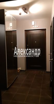 Продам однокомнатную (1-комн.) квартиру, Школьная ул, 11к1, Бугры п