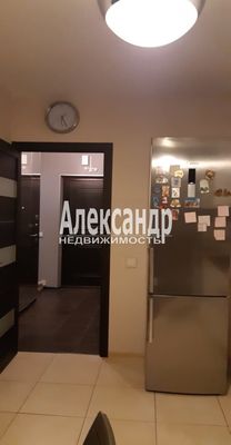 Продам однокомнатную (1-комн.) квартиру, Школьная ул, 11к1, Бугры п