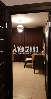 Продам однокомнатную (1-комн.) квартиру, Школьная ул, 11к1, Бугры п