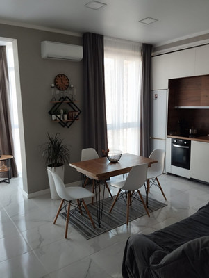 Продам трехкомнатную (3-комн.) квартиру, Анапское ш, 32к4, Анапа г