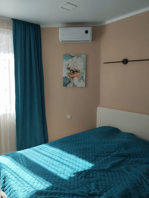 Продам трехкомнатную (3-комн.) квартиру, Анапское ш, 32к4, Анапа г