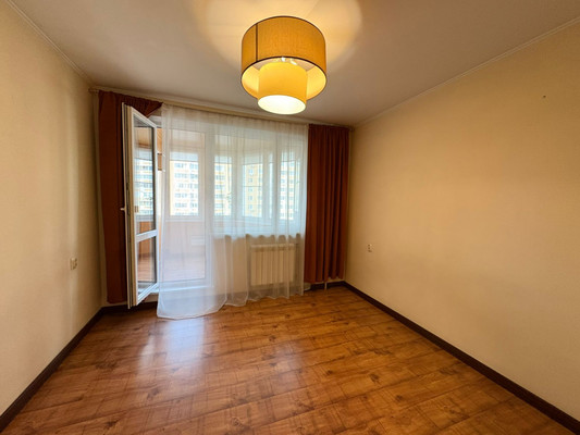 Продам трехкомнатную (3-комн.) квартиру, Руднёвка ул, 12, Москва г