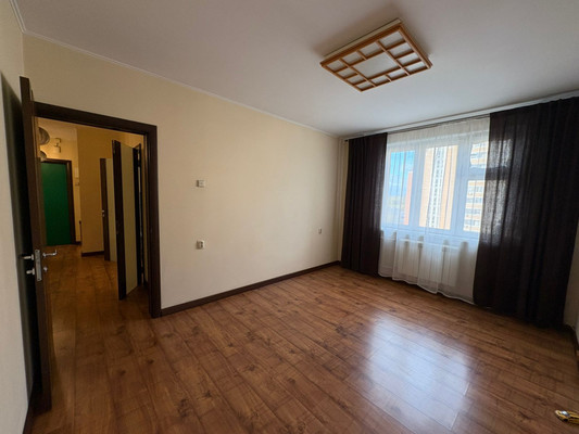 Продам трехкомнатную (3-комн.) квартиру, Руднёвка ул, 12, Москва г