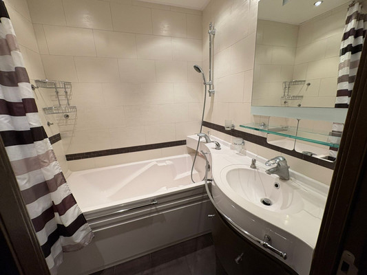 Продам трехкомнатную (3-комн.) квартиру, Руднёвка ул, 12, Москва г