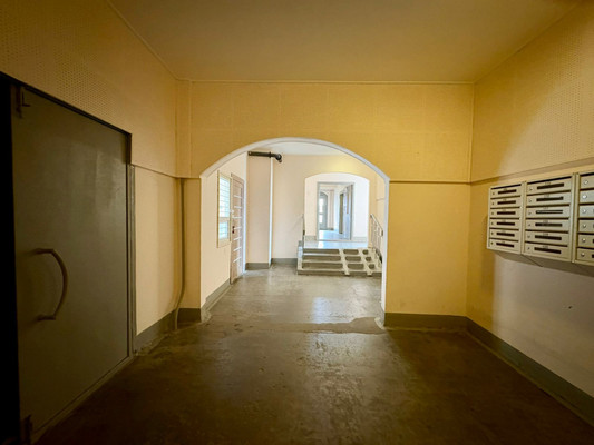 Продам трехкомнатную (3-комн.) квартиру, Руднёвка ул, 12, Москва г