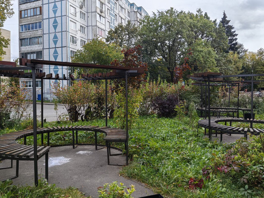 Продам однокомнатную (1-комн.) квартиру, Заводская ул, 2, Лесной рп