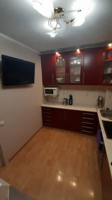 Продам двухкомнатную (2-комн.) квартиру, Таганрогская ул, 126, Ростов-на-Дону г