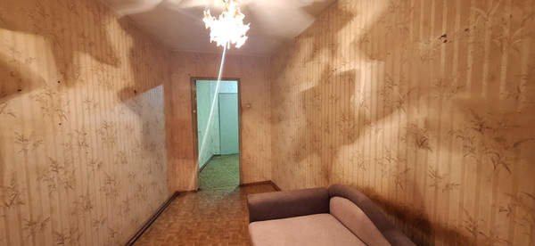 Продам многокомнатную квартиру, 25 Октября пр-кт, 56, Гатчина г