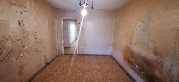 Продам многокомнатную квартиру, 25 Октября пр-кт, 56, Гатчина г