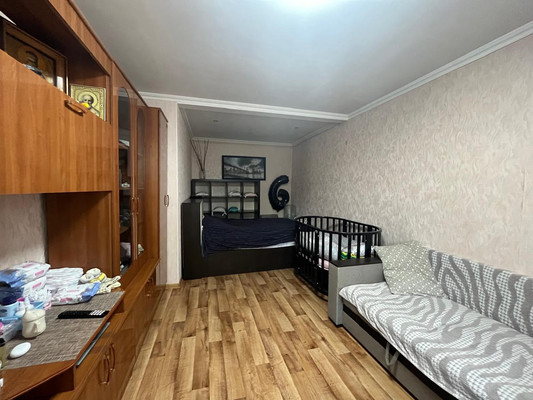 Продам однокомнатную (1-комн.) квартиру, Лазурная ул, 3, Белореченск г