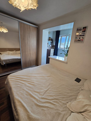 Продам трехкомнатную (3-комн.) квартиру, Крупской ул, 52, Ялта г