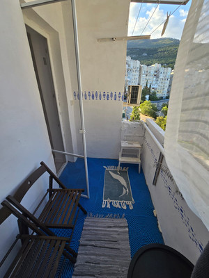 Продам трехкомнатную (3-комн.) квартиру, Крупской ул, 52, Ялта г