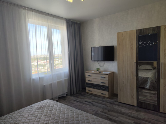 Продам двухкомнатную (2-комн.) квартиру, Крымской весны ул, 5к2, Мирное с