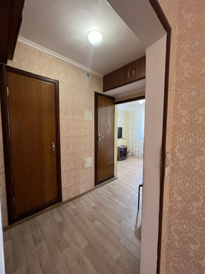 Продам трехкомнатную (3-комн.) квартиру, Балаклавская ул, 109, Симферополь г