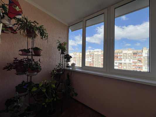Продам трехкомнатную (3-комн.) квартиру, Балаклавская ул, 109, Симферополь г