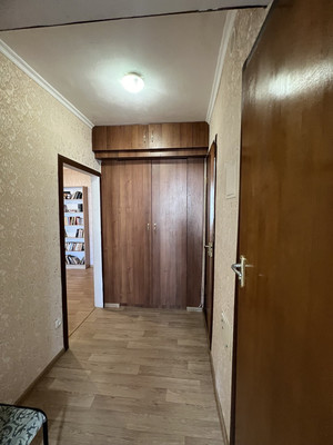 Продам трехкомнатную (3-комн.) квартиру, Балаклавская ул, 109, Симферополь г