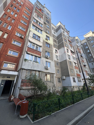 Продам трехкомнатную (3-комн.) квартиру, Балаклавская ул, 109, Симферополь г