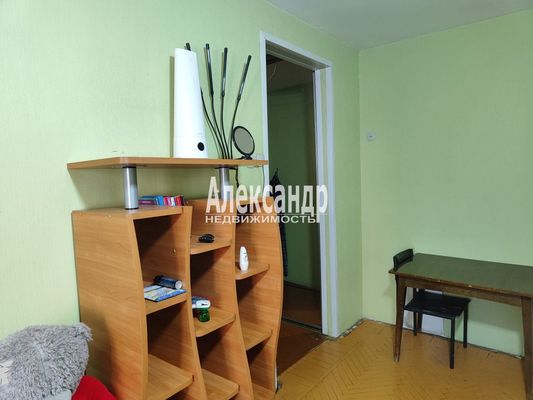 Продам двухкомнатную (2-комн.) квартиру, Ветеранов пр-кт, 156, Санкт-Петербург г