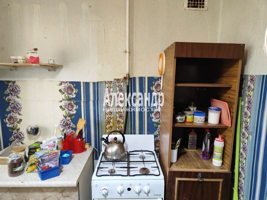 Продам двухкомнатную (2-комн.) квартиру, Ветеранов пр-кт, 156, Санкт-Петербург г