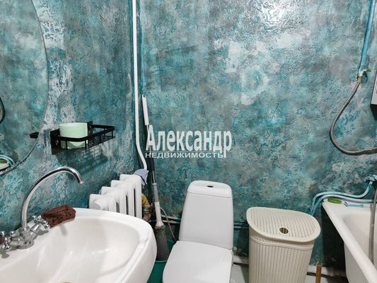 Продам двухкомнатную (2-комн.) квартиру, Ветеранов пр-кт, 156, Санкт-Петербург г