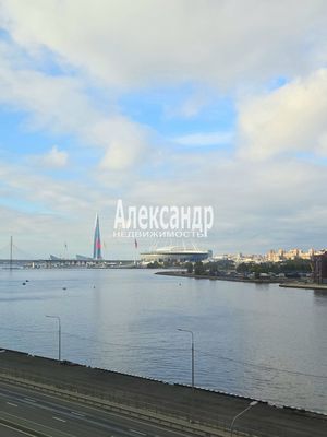 Продам трехкомнатную (3-комн.) квартиру, Уральская ул, 25, Санкт-Петербург г