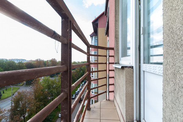 Продам двухкомнатную (2-комн.) квартиру, А.Суворова ул, 40, Калининград г