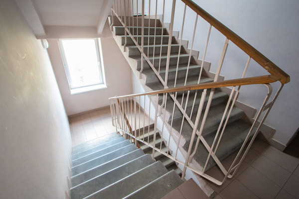 Продам двухкомнатную (2-комн.) квартиру, А.Суворова ул, 40, Калининград г