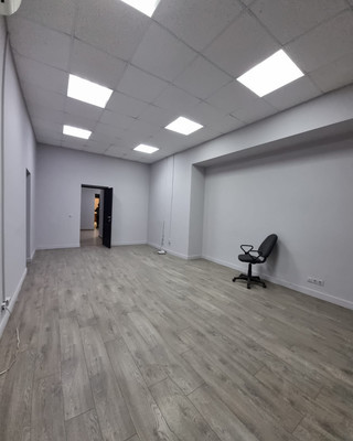 Продам многокомнатную квартиру, Нежинская ул, 8к3, Москва г