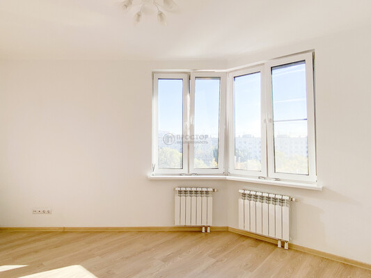 Продам трехкомнатную (3-комн.) квартиру, Утренняя ул, 20А, Москва г