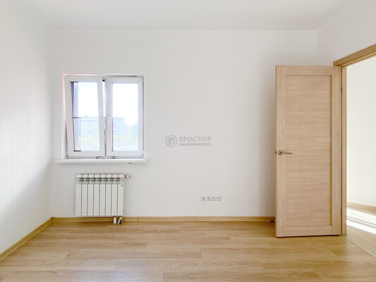 Продам трехкомнатную (3-комн.) квартиру, Утренняя ул, 20А, Москва г