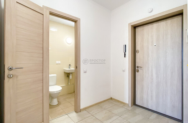 Продам трехкомнатную (3-комн.) квартиру, Утренняя ул, 20А, Москва г