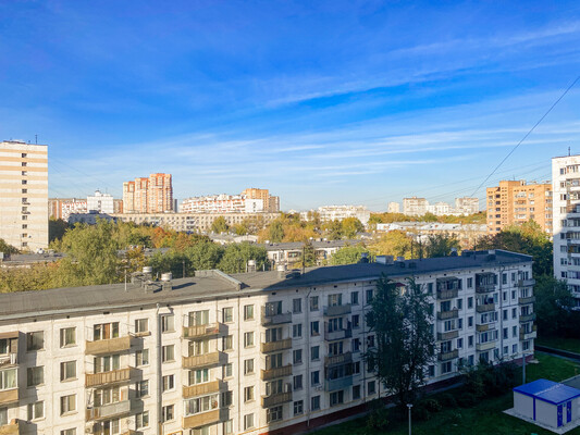 Продам трехкомнатную (3-комн.) квартиру, Утренняя ул, 20А, Москва г